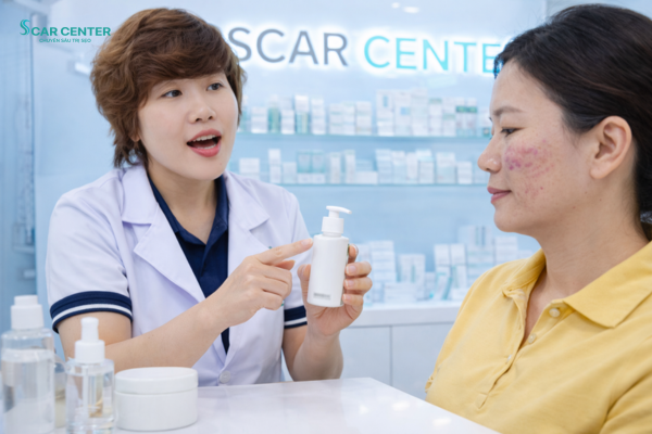 TOP 3 sản phẩm chăm sóc da sau điều trị sẹo rỗ được bác sĩ da liễu khuyên dùng