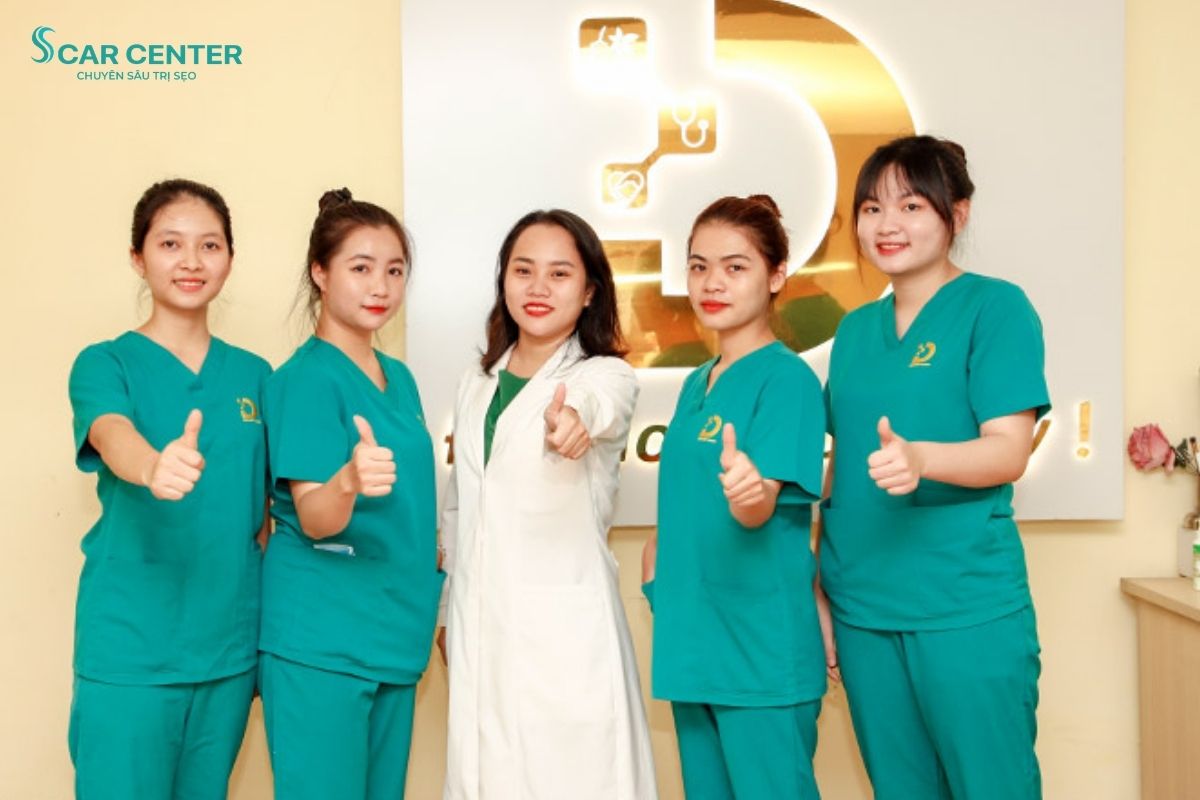 Dr. Choice Clinic cùng đội ngũ y bác sĩ chuyên môn