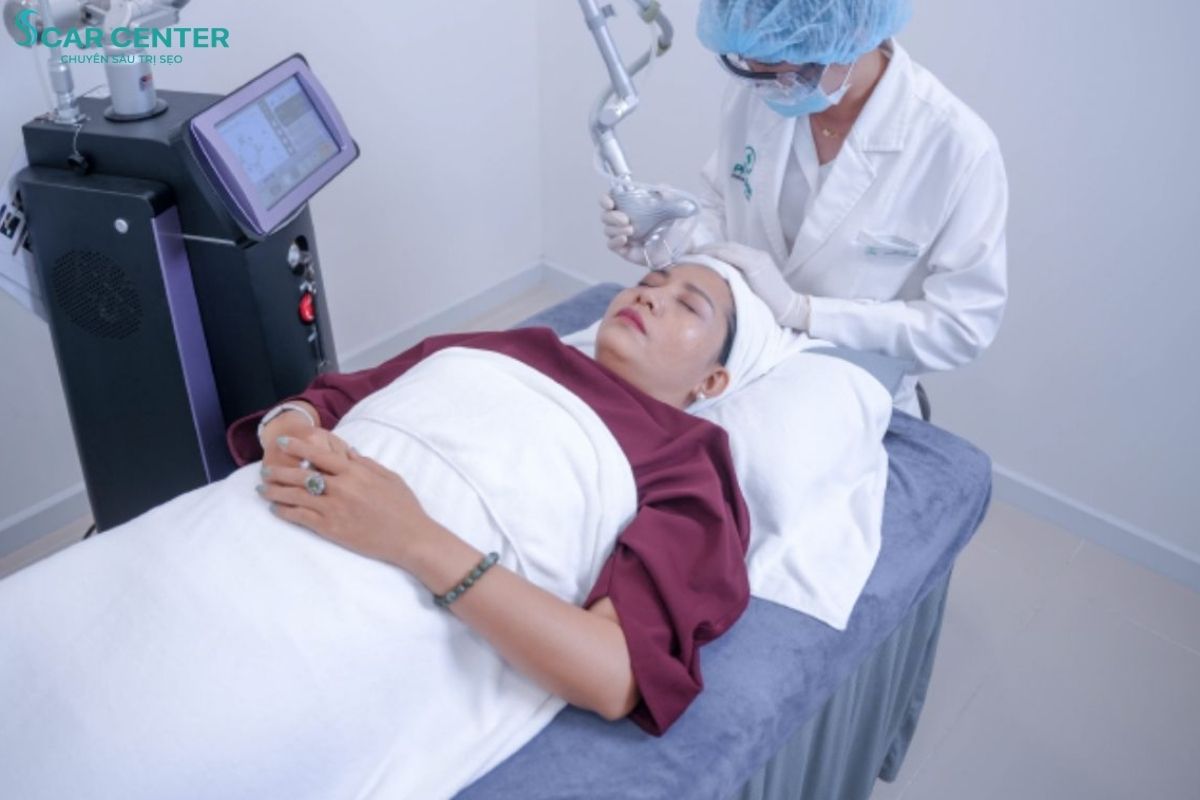 Phòng khám Da liễu Pro Skin ứng dụng công nghệ hiện đại trong trị liệu sẹo rỗ chuẩn Y khoa